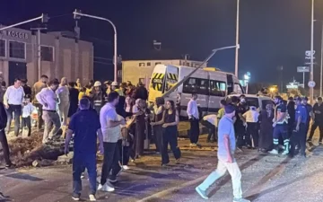 minibüs çarpışması